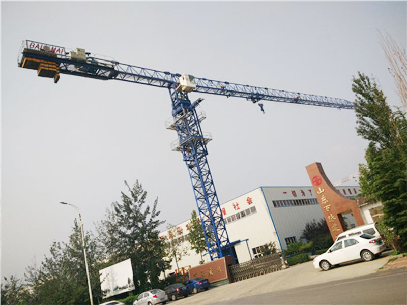 百脈建機(jī) 3010 型平頭塔式起重機(jī):為印度小型建筑項(xiàng)目量身定制